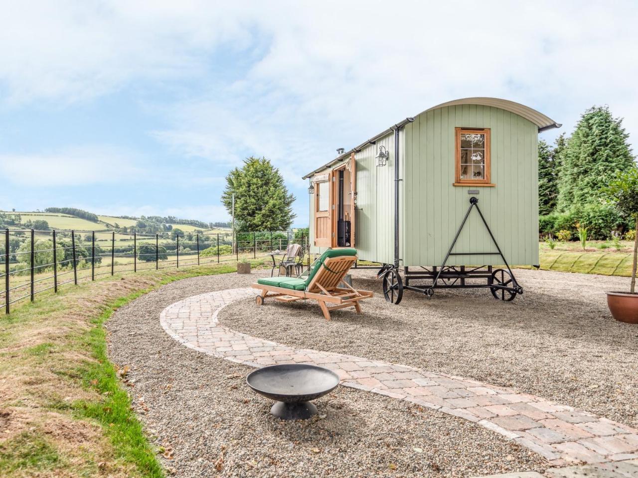 Willa Padarn'S Hut Llanbadarn Fynydd Zewnętrze zdjęcie